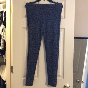 Charming Charlie animal print leggings